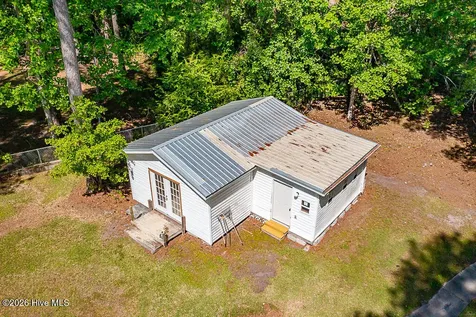 3 Hiawatha Lane Havelock NC 28532