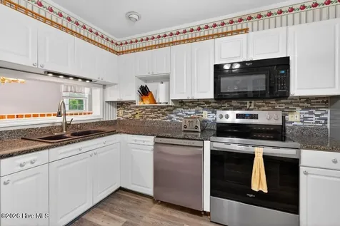 3 Hiawatha Lane Havelock NC 28532