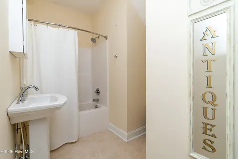 229 Grassy Point Drive Hertford NC 27944