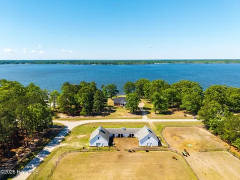 229 Grassy Point Drive Hertford NC 27944