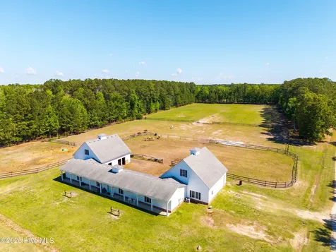 229 Grassy Point Drive Hertford NC 27944