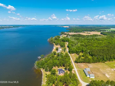229 Grassy Point Drive Hertford NC 27944