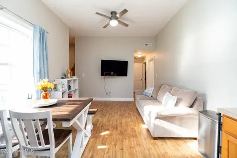 229 Grassy Point Drive Hertford NC 27944