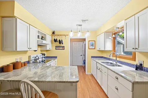 227 E 11th Street Southport NC 28461