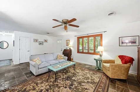 227 E 11th Street Southport NC 28461