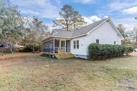 110 Carolina Avenue Leland NC 28451