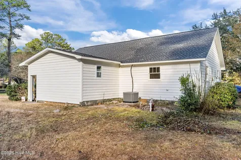 110 Carolina Avenue Leland NC 28451