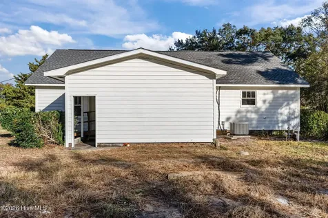 110 Carolina Avenue Leland NC 28451