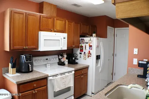 457 Hampton Street Calabash NC 28467