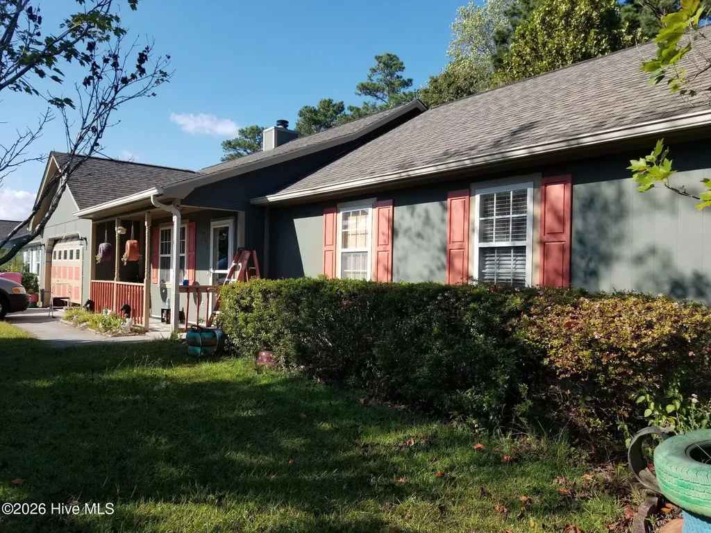 251 Zachary Lane Hubert NC 28539