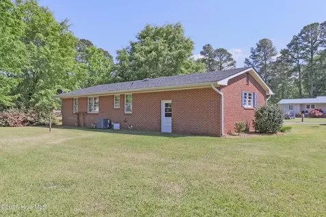 610 W Church Street Beulaville NC 28518