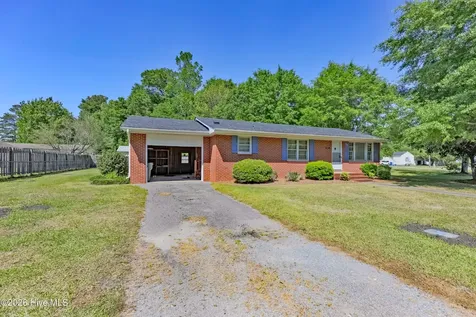 610 W Church Street Beulaville NC 28518