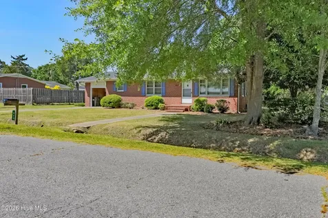 610 W Church Street Beulaville NC 28518