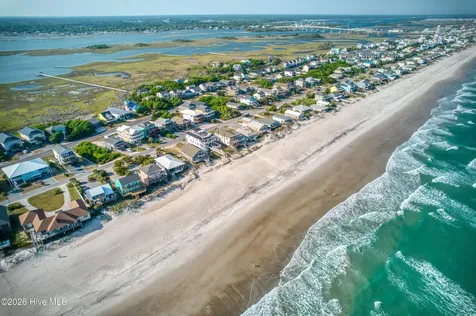 1131 S Topsail Drive Surf City NC 28445