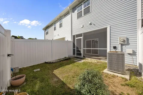 6 Outrigger Drive Swansboro NC 28584