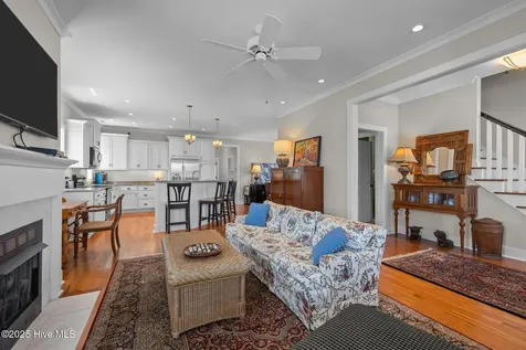 1315 Barnacle Lane Morehead City NC 28557