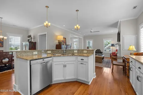 1315 Barnacle Lane Morehead City NC 28557
