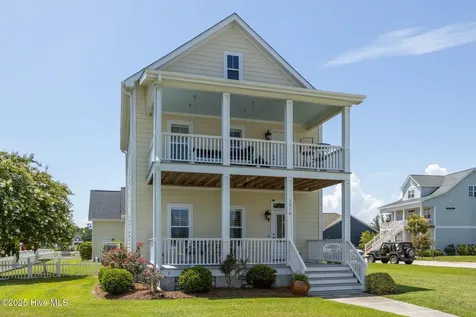 1315 Barnacle Lane Morehead City NC 28557