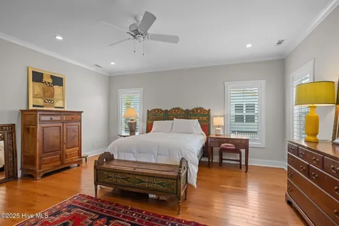 1315 Barnacle Lane Morehead City NC 28557