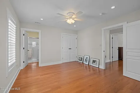 1315 Barnacle Lane Morehead City NC 28557
