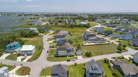 1315 Barnacle Lane Morehead City NC 28557