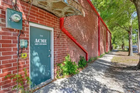 712 N 4th Street Wilmington NC 28401
