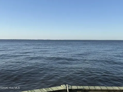 012-F Holiday Island Hertford NC 27944