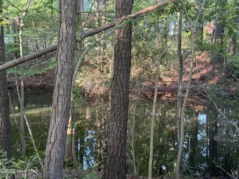012-F Holiday Island Hertford NC 27944
