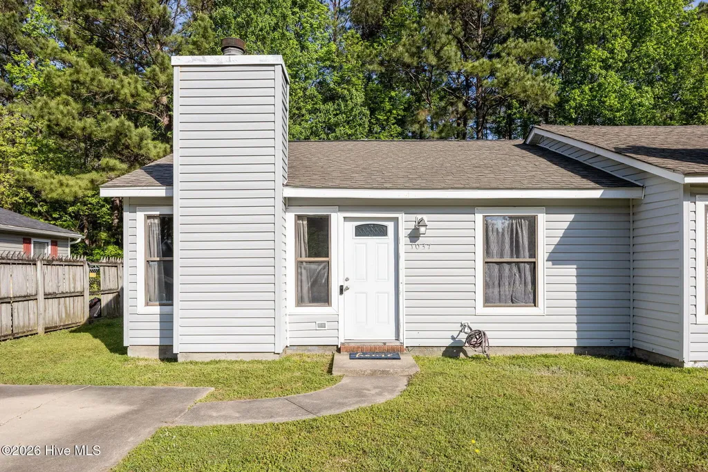 1037 Spring Villa Drive Jacksonville NC 28540
