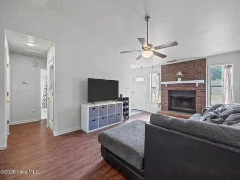 1037 Spring Villa Drive Jacksonville NC 28540
