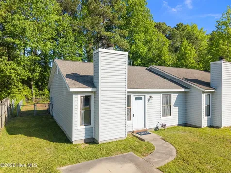 1037 Spring Villa Drive Jacksonville NC 28540