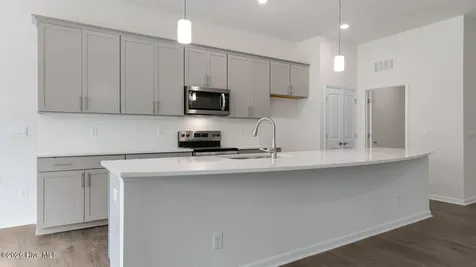 800 Fernwind Circle Aberdeen NC 28315