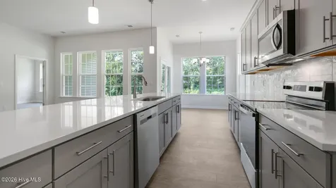800 Fernwind Circle Aberdeen NC 28315