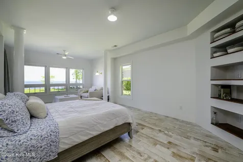 228 Drake Landing New Bern NC 28560