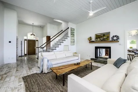 228 Drake Landing New Bern NC 28560