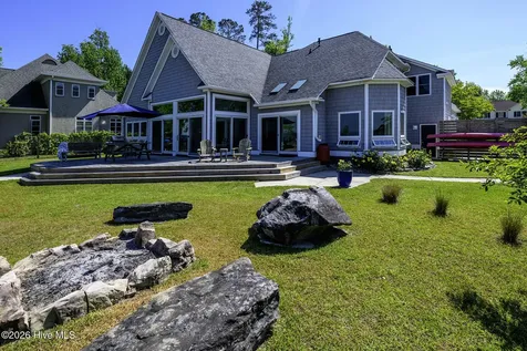 228 Drake Landing New Bern NC 28560