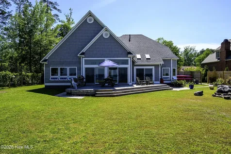 228 Drake Landing New Bern NC 28560