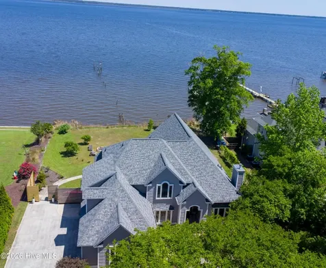 228 Drake Landing New Bern NC 28560