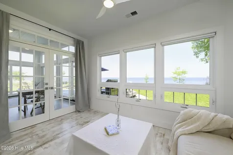 228 Drake Landing New Bern NC 28560