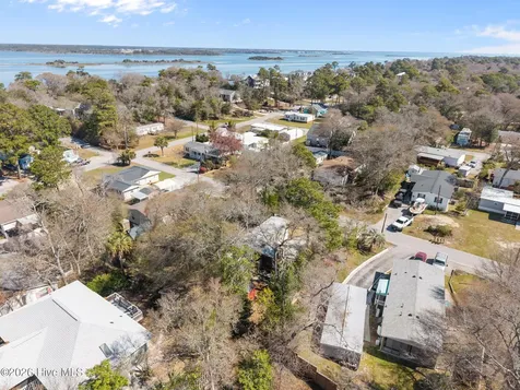 315 Miller Street Emerald Isle NC 28594