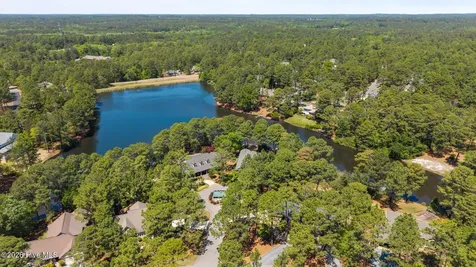17 La Quinta Loop Pinehurst NC 28374