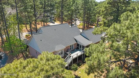 17 La Quinta Loop Pinehurst NC 28374