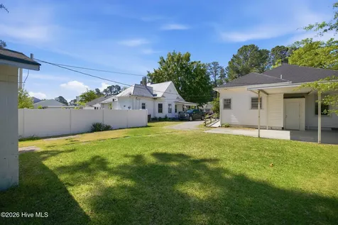 4162 E Church Street Farmville NC 27828