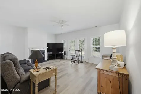 113 Brant Court Elizabeth City NC 27909