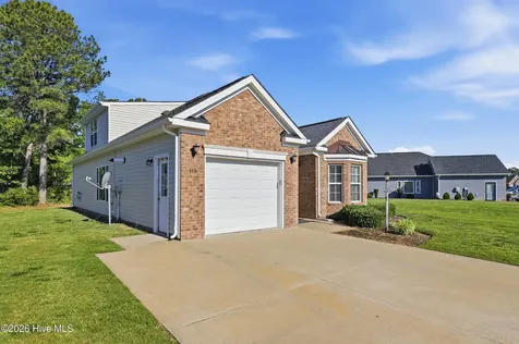 113 Brant Court Elizabeth City NC 27909