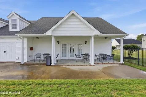 113 Brant Court Elizabeth City NC 27909