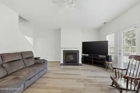 113 Brant Court Elizabeth City NC 27909