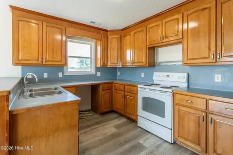 702 Muddy Creek Road Hertford NC 27944