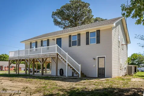 702 Muddy Creek Road Hertford NC 27944