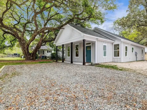 1025 S 41st Street Wilmington NC 28403